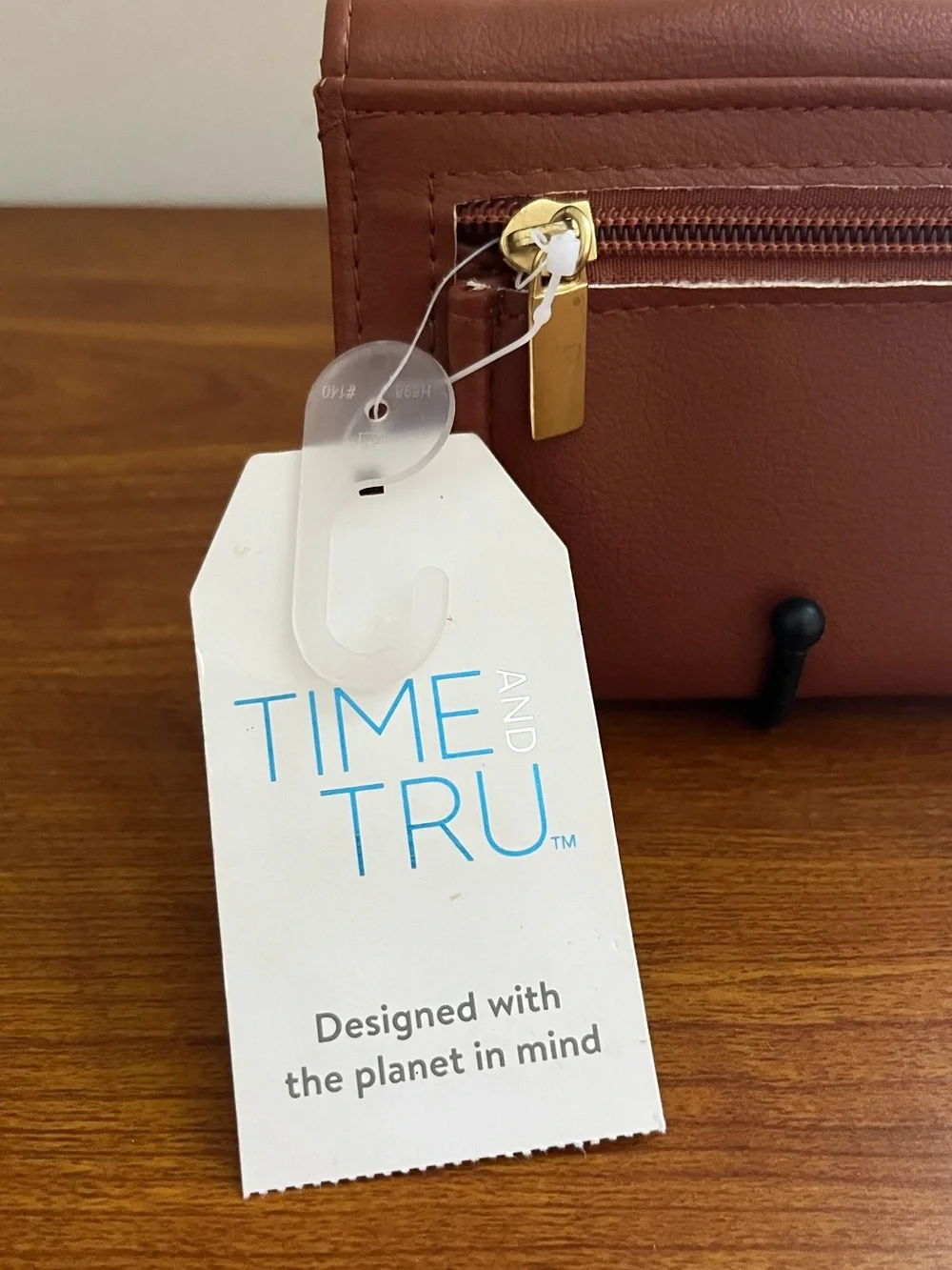 NWT ~ Time & Tru Brown Faux Leather Clutch Organizer Wallet Tri Fold Classic